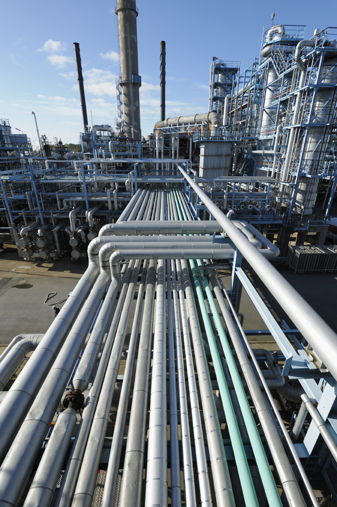gas distribution pipes