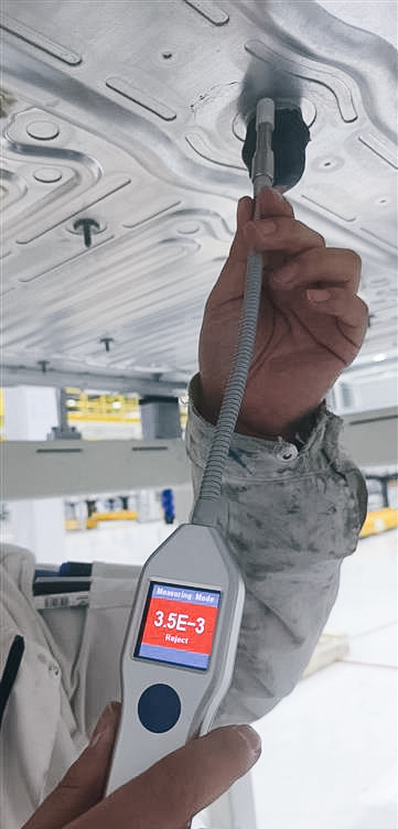 leak detection vertical surfaces filtered