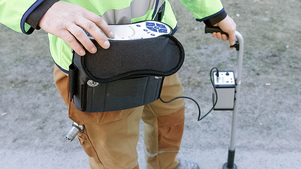 XRS9012 leak detector