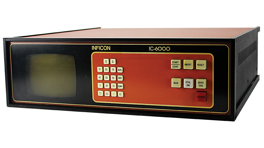 Controlador de cristal INFICON IC6000 (1978) INFICON IC6000 crystal controller (1978)