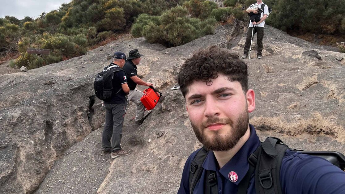 Volcano_Sicily_Team on the way up