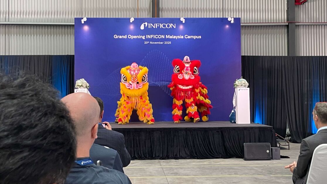 Dragons at the Malaysia Campus Opening