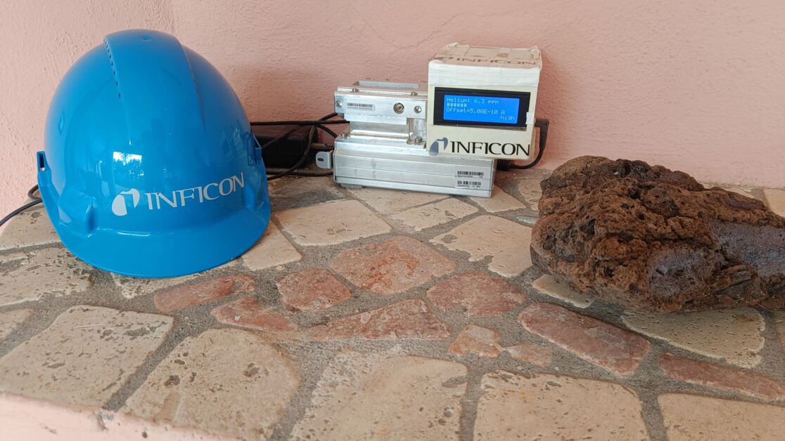 Prototipo de medición de la concentración de helio Helmet Lava