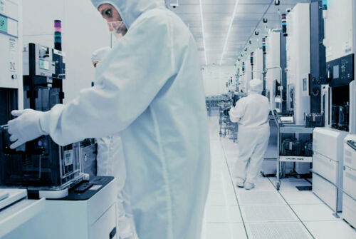Semiconductor manufacturing environment Semiconductor manufacturing environment