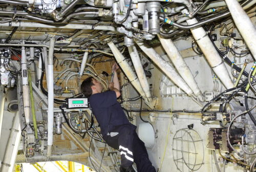 Leak location inside aircraft wing Leak location inside aircraft wing