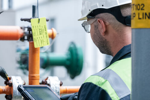 Die Daten der Gasmessung werden über eine Bluetooth®-Verbindung hochgeladen.
Foto von Intero - The Sniffers Die Daten der Gasmessung werden über eine Bluetooth®-Verbindung hochgeladen.
Foto von Intero - The Sniffers