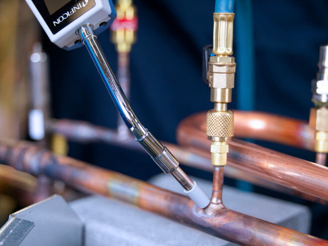 Hand Probe on HVAC/R joint Hand Probe on HVAC/R joint