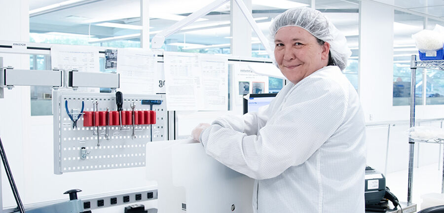 Sidepicture_ISS_Logistics_mobile Sidepicture_ISS_Logistics_mobile