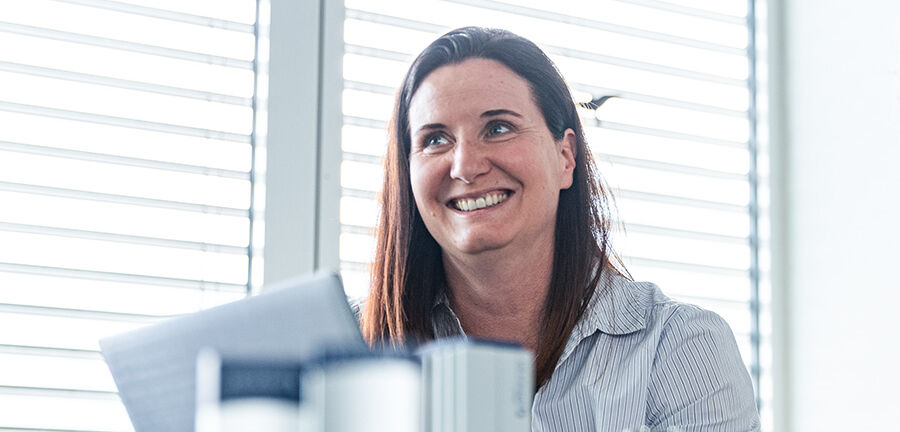 Sidepicture_Office_General Administration_mobile Sidepicture_Office_General Administration_mobile